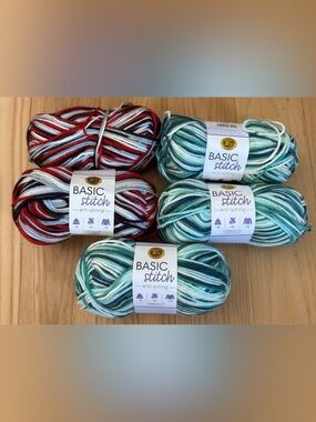 Lion Brand Basic Stitch Anti Pilling Yarn Lot 5 Buffalo Hill Two Pines